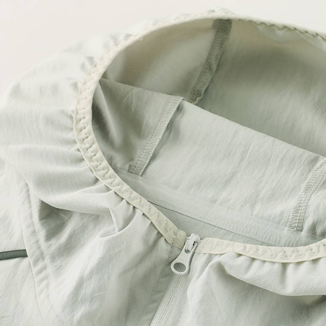 Men Hooded Water-Resistant Training Workout Running Jacket